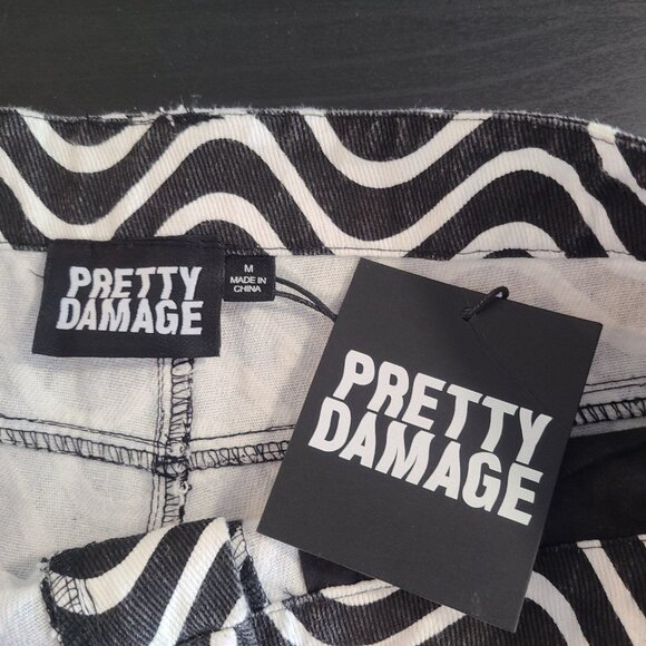 Pretty Damage Wavy Denim Pants Black White Size Medium NWT - Picture 8 of 8